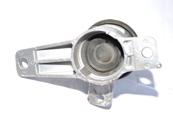Motor Takoz Sağ