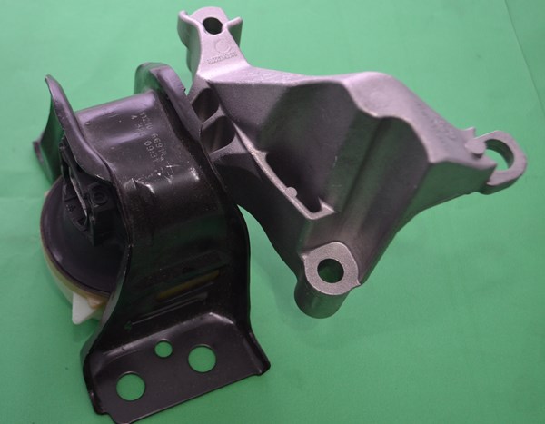Motor Takoz Sağ