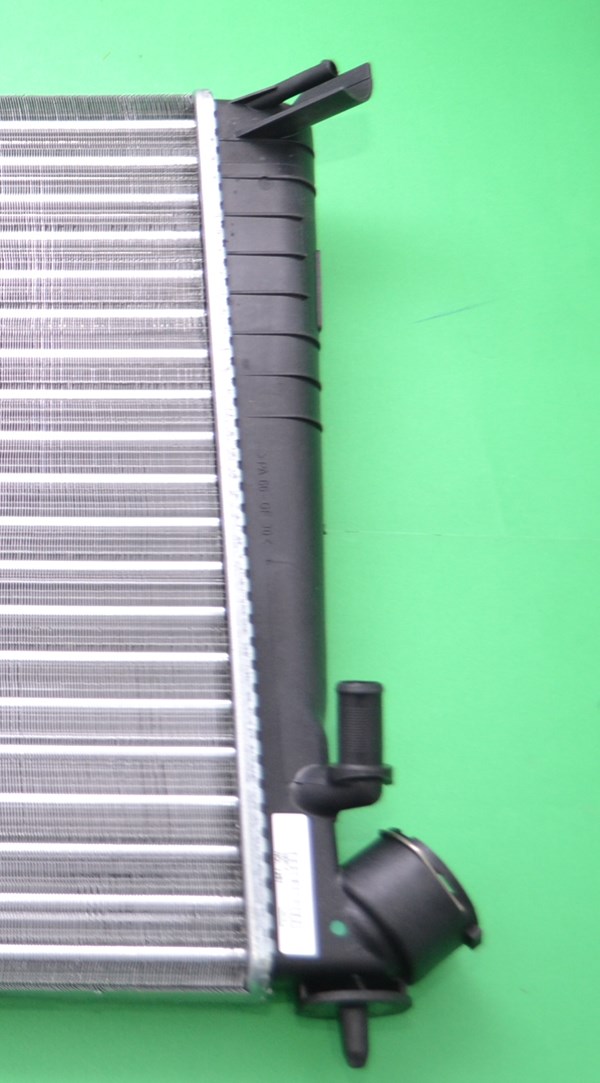 Motor Radyatörü İçten Sekmanlı