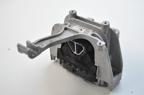 Motor Takoz Sağ