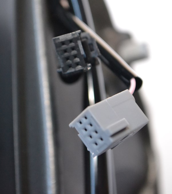 Sol Kapı Aynası Elektrikli 2 FİŞLİ