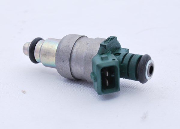 Enjektör