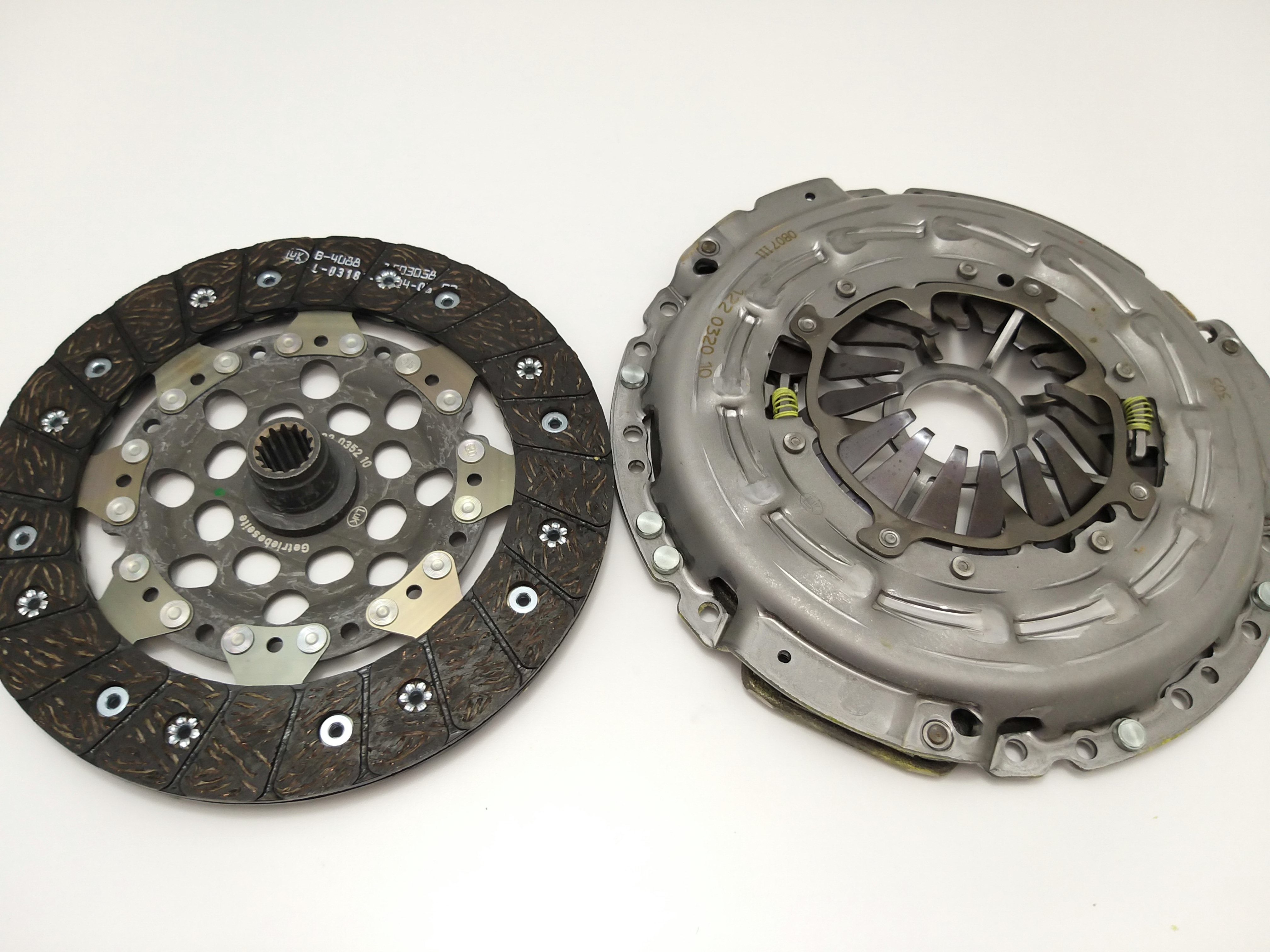 Opel Corsa C için uygun Opel Corsa C Debriyaj Seti Otomatik için Baskı Balata LUK Marka (Z1.3DTH) LUK , Z1.3DTH